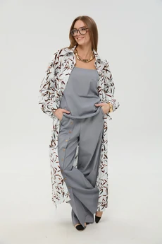 Костюм брючный 976-17 серый и листья мультиколор NikVa