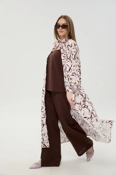 Костюм брючный 976-18 шоколад и листья мультиколор NikVa