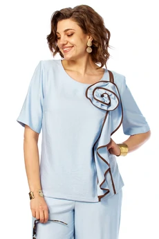 Костюм брючный 1028 голубой Ольга Стиль