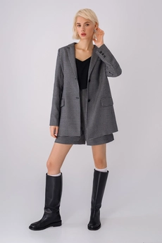 Костюм с шортами 3415-3 черно-белая гусиная лапка Pirs