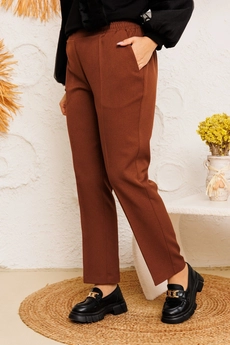 Костюм брючный 2-2743 чёрный + коричневый Romanovich style