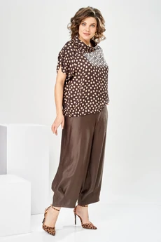 Костюм брючный 2-2924 коричневый Romanovich style