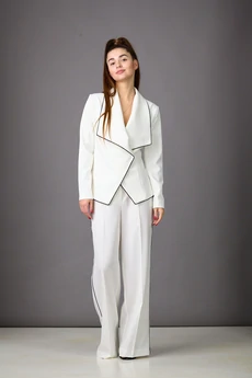 Костюм брючный 1177 молочный Rosheli