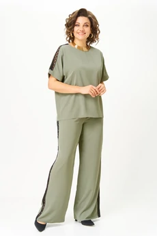 Костюм брючный 2124 зеленый Rumoda