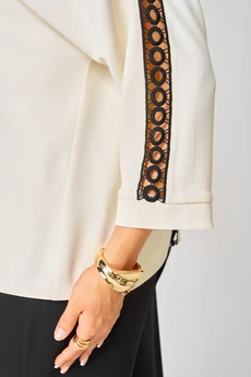 Костюм брючный 2275 молочный-черный дл.р. Rumoda