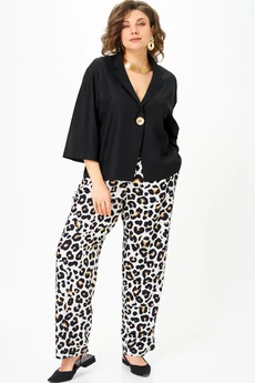 Костюм брючный 11332 черный леопард SOVA