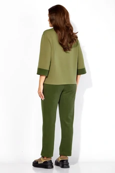 Костюм брючный 1381 оливковый ТАиЕР