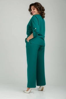 Костюм брючный 24-233 ТАККА Плюс
