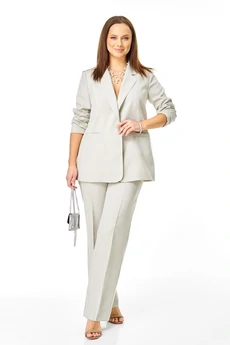 Костюм брючный 7737 холодный песок Tender and nice