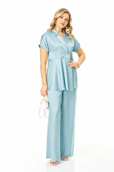 Костюм брючный 7748 ледниковый голубой Tender and nice