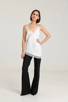 Топ 2448 молочный The name