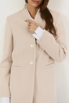 Жакет 2502 бежевый The name