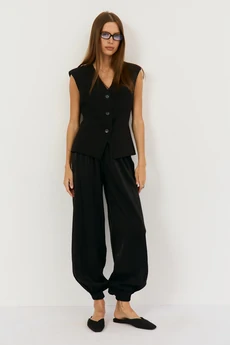 Брюки 2508 черный The name