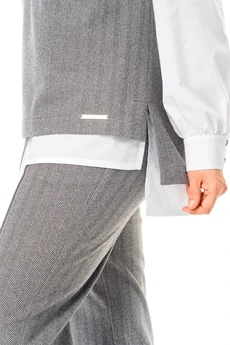 Костюм брючный 1246 серый VI ORO