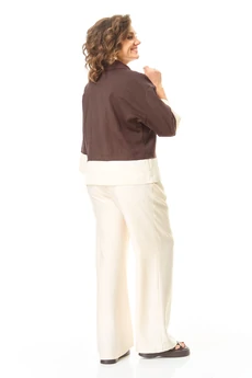 Костюм брючный 1251 шоколад VI ORO