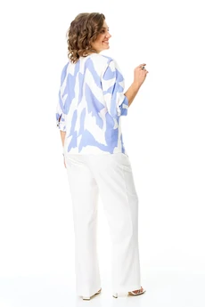 Костюм брючный 1264-1 облака+молоко VI ORO