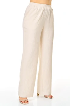 Костюм брючный 1271 молоко VI ORO