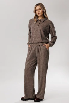 Костюм брючный 2437 капучино VeritaModa