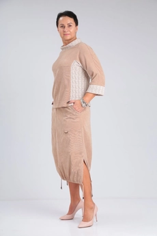 Костюм с юбкой 500 бежевый Zigzag Style