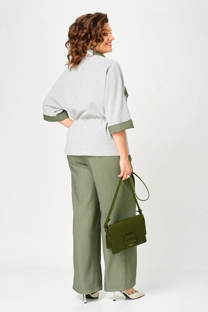 Костюм брючный 24254 зеленый AIRA style