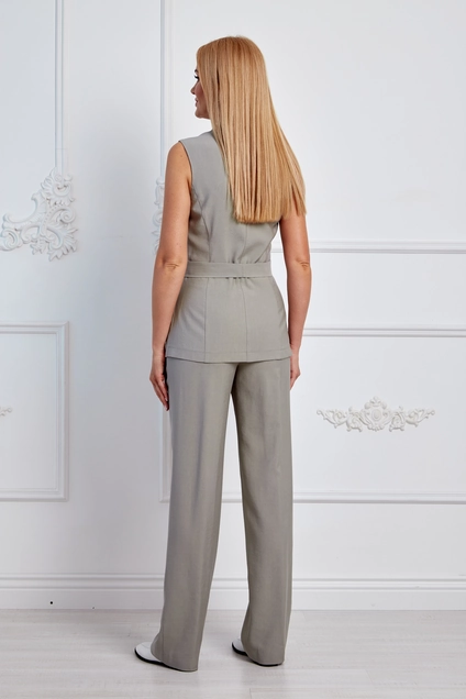 Костюм брючный 946 хаки AZZARA