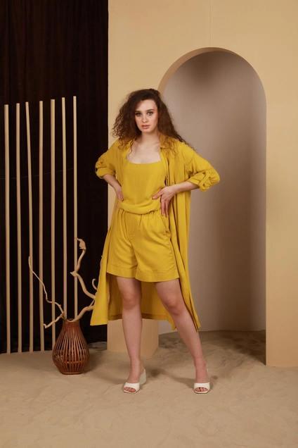 Костюм с шортами 240 горчица AmberA
