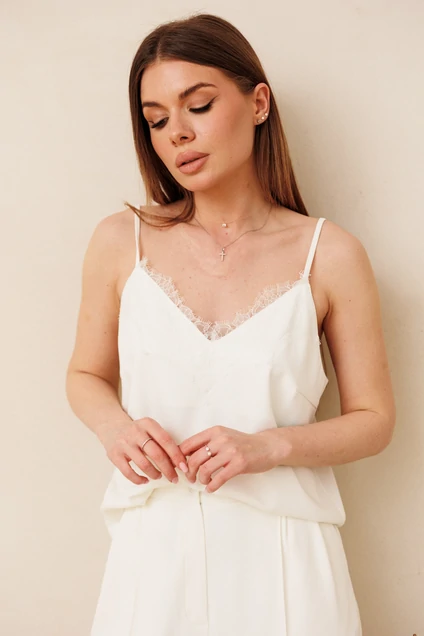 Костюм с шортами 2162 молоко Ambera style