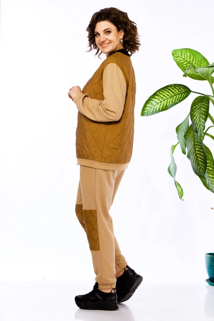 Костюм брючный 1137-1 карамельный Anastasia