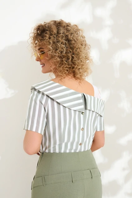 Костюм брючный 617 хаки + полоска Euro Moda