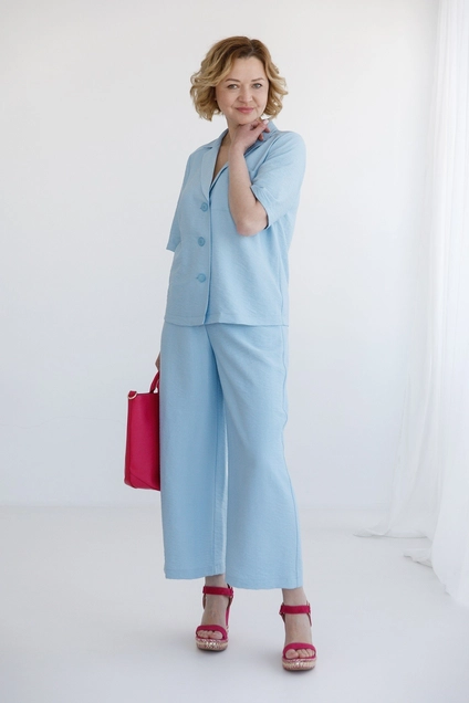 Костюм брючный 6010 голубой Ivera collection