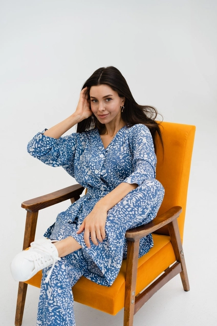 Костюм брючный 6033 голубой Ivera collection