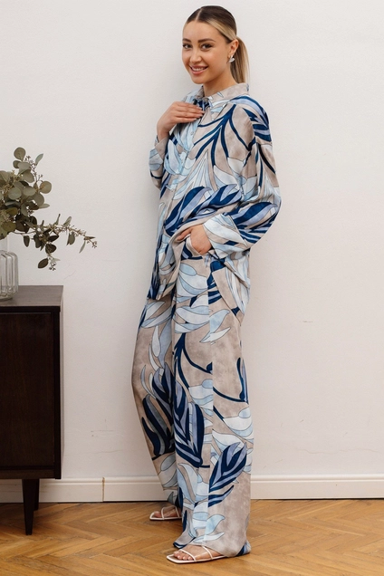 Костюм брючный 6060П синий + бежевый Ivera collection