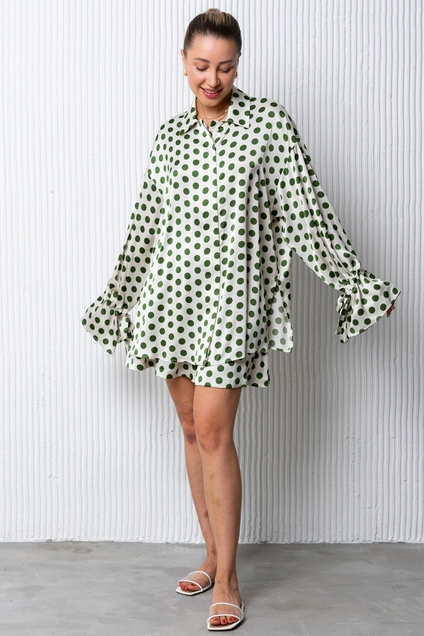 Костюм с шортами 6062 молочный + зеленый Ivera collection