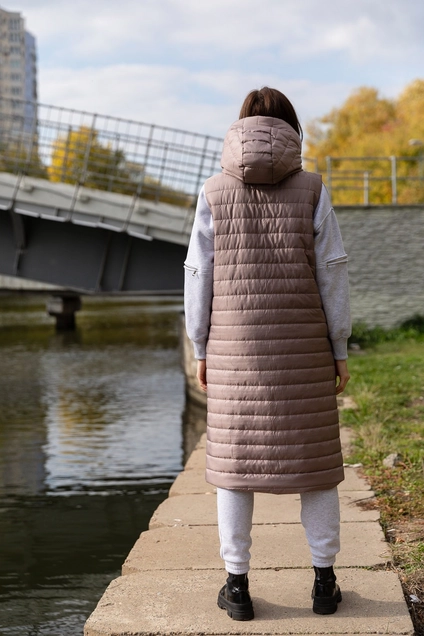Жилет 7002 бежевый Ivera collection