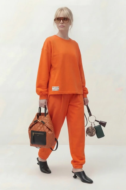 Костюм брючный 1870В Lokka