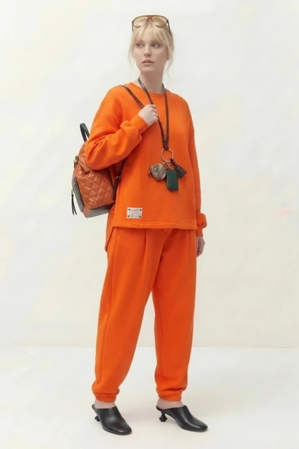Костюм брючный 1870В Lokka