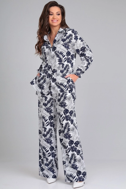 Костюм брючный 21271 рисунок на белом LeNata