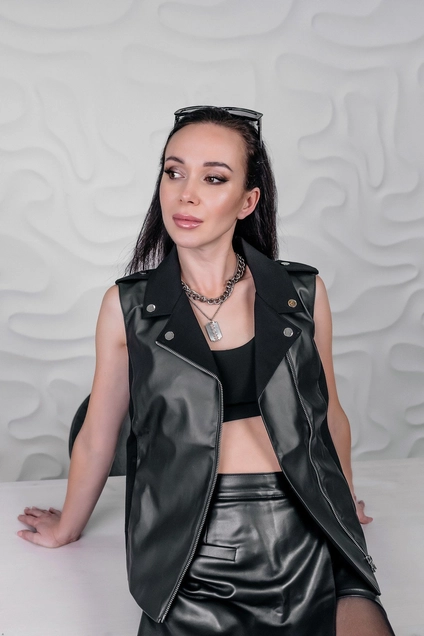 Жилет 001 черный LegendStyle