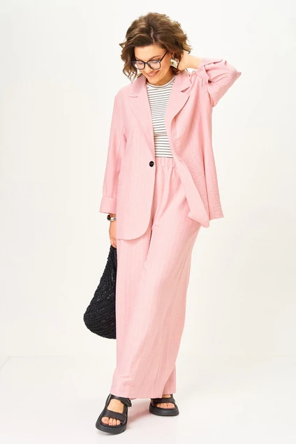Костюм брючный 1446-1 зефирно-розовый Michel Chic