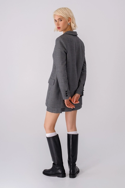 Костюм с шортами 3415-3 черно-белая гусиная лапка Pirs