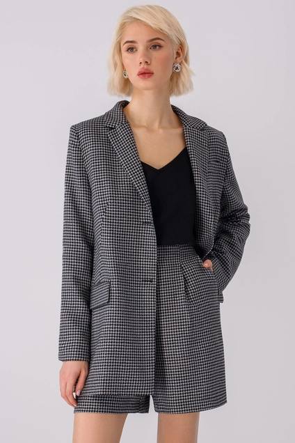 Костюм с шортами 3415-3 черно-белая гусиная лапка Pirs