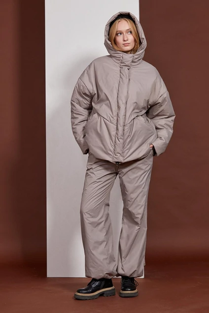 Костюм брючный 9053-1 бежевый Rivoli
