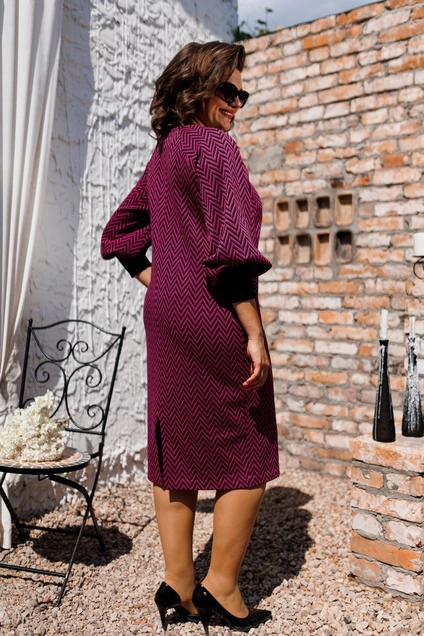 Платье 1-2450 малиновыая геометрия Romanovich style