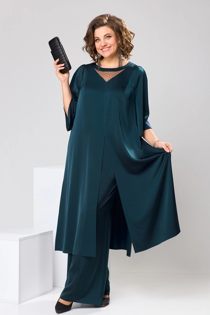 Костюм брючный 3-2749 изумруд Romanovich style