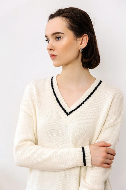 Джемпер ТЗ935Ш молочный + черный Romgil