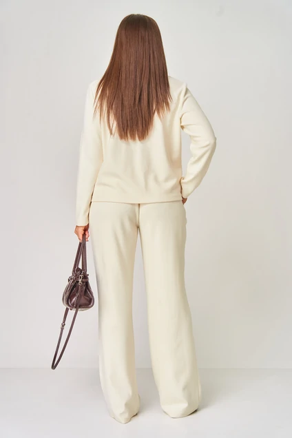 Костюм брючный 1064 молочный V&N fashion