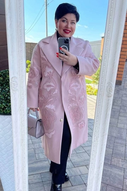 Пальто 14413 розовый Vittoria Queen