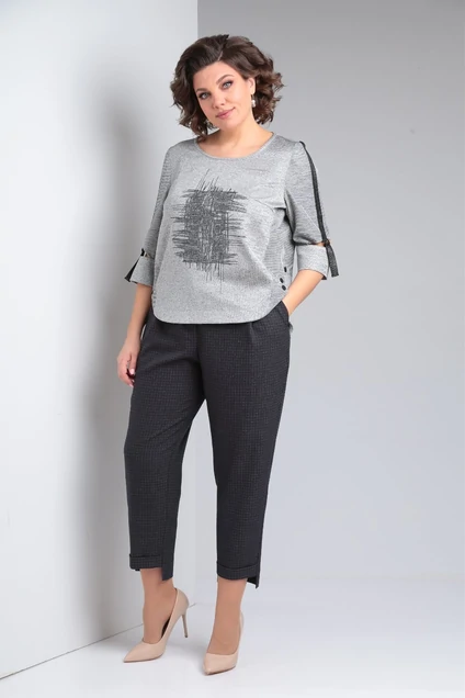 Костюм брючный 508 серо-голубой Zigzag Style