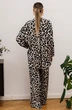 Костюм брючный 6060П черный + молочный Ivera collection