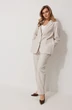 Костюм брючный 2281 молочный Kaloris
